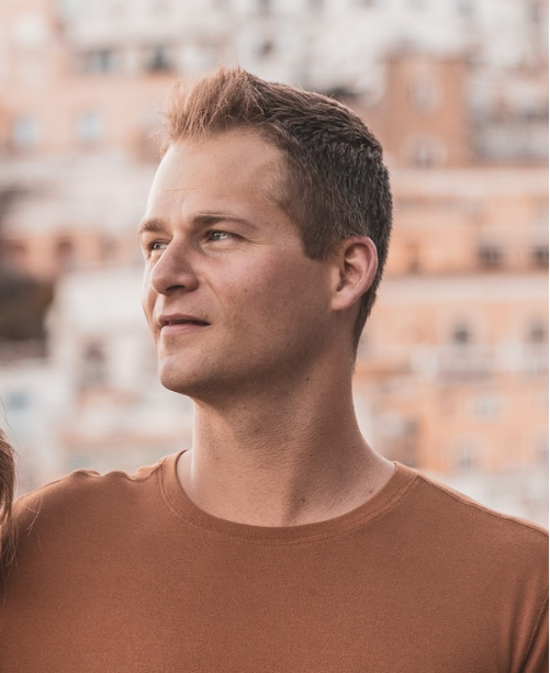 Josh Oakley Associate