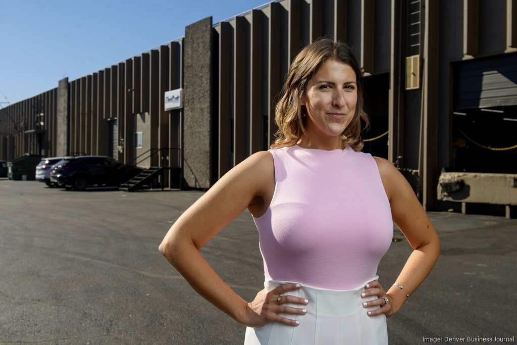 Aviva Sonenreich earns national recognition in commercial real estate after rising on TikTok