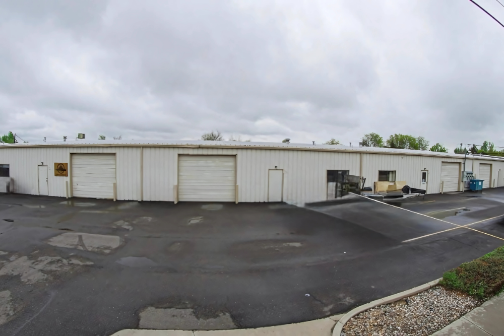 Prime Longmont industrial lease secured at 824 S. Lincoln Street by The Warehouse Hotline